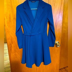 Collared dress that can double down as a dress jacket. Super soft and chic.
